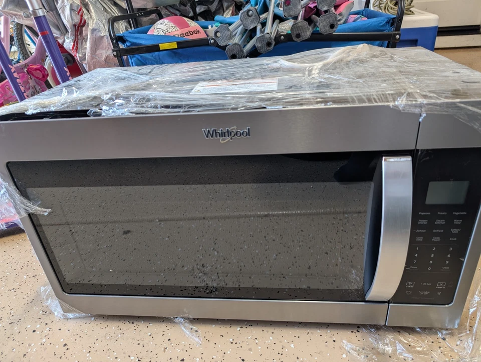 1,9 cu. Microondas Over the Range de pies en acero inoxidable resistente a huellas dactilares Foto 2 de 4