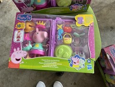 NEW Peppa Pig Dress-Up Wardrobe Playset Hasbro 18 Pieces Store  Go F2101