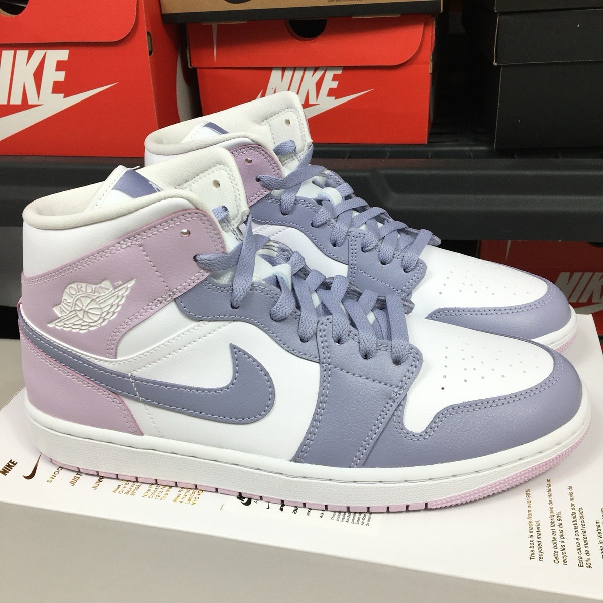 国内配送 NIKE W AIR JORDAN 1 MID INDIGO HAZE/DOLL-WHITE Nike Air Jordan 1 Mid Indigo Haze Doll White BQ6472-510