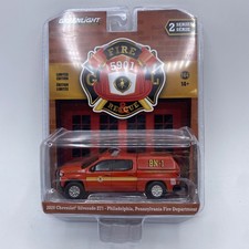 1/64 GREENLIGHT FIRE & RESCUE 2020 CHEVROLET SILVERADO Z71 PHILADELPHIA PA. F.D.