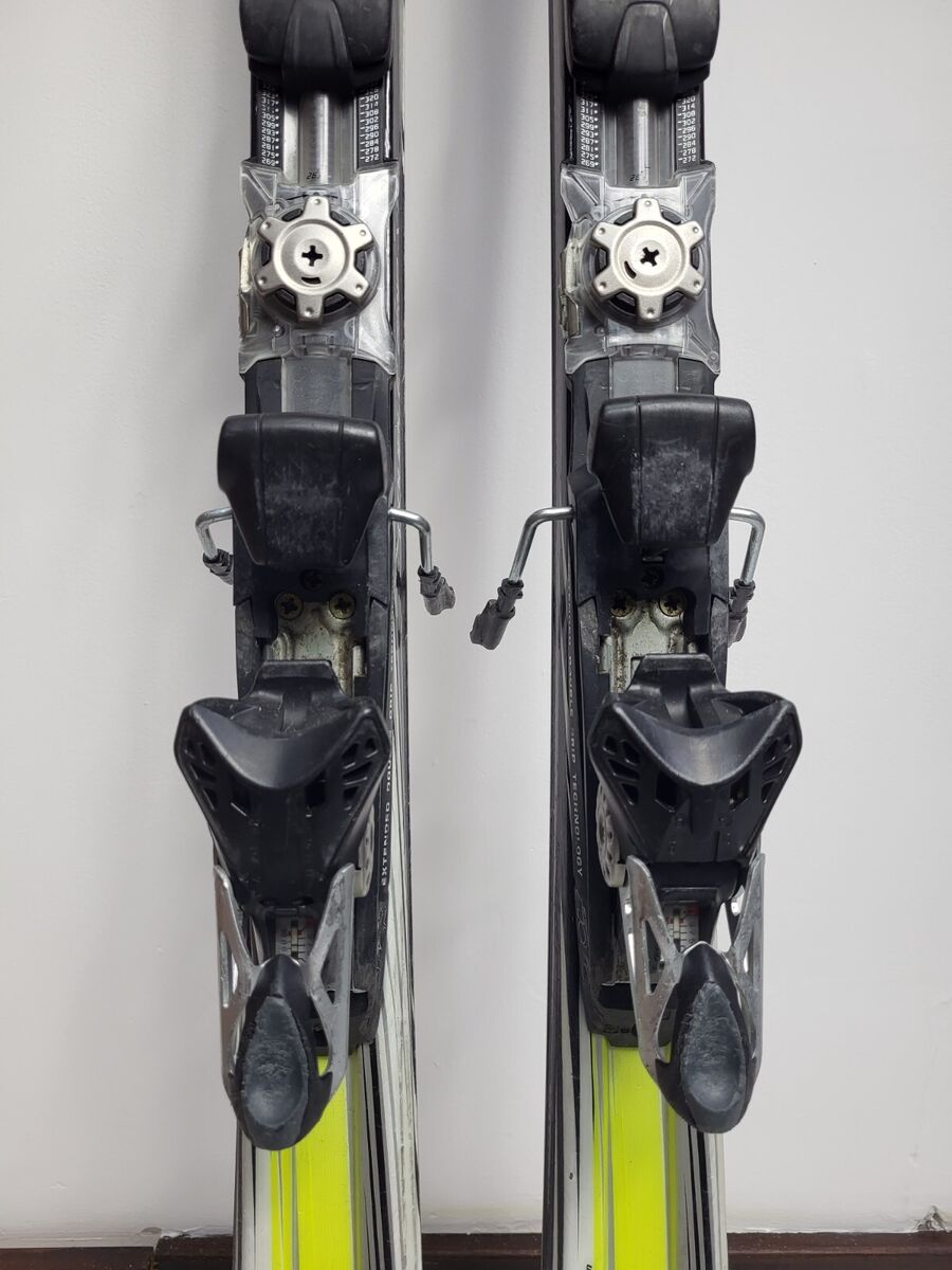 Volkl Racetiger SC 163 cm Ski + Marker 11 Bindings Fun Snow Volkl Racetiger SC 163 cm Ski + Marker 11 Bindings Fun Snow