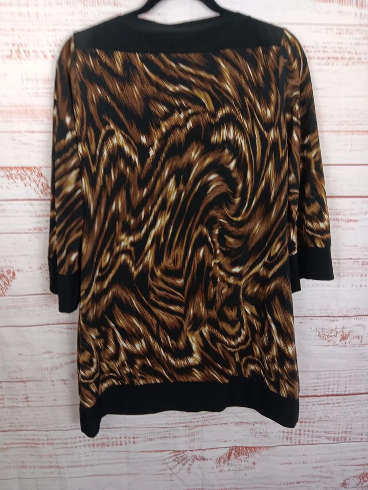 Top túnica Cato para mujer marrón medio estampado animal elástico manga 3/4 Foto 2 de 4