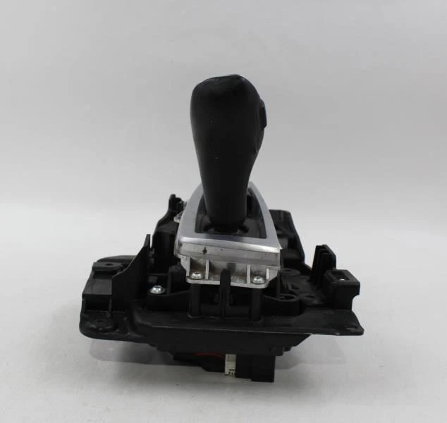 BMW 528i 535i 550i 2009-2016 transmisión automática palanca de cambios OEM #17733 Foto 4 de 4