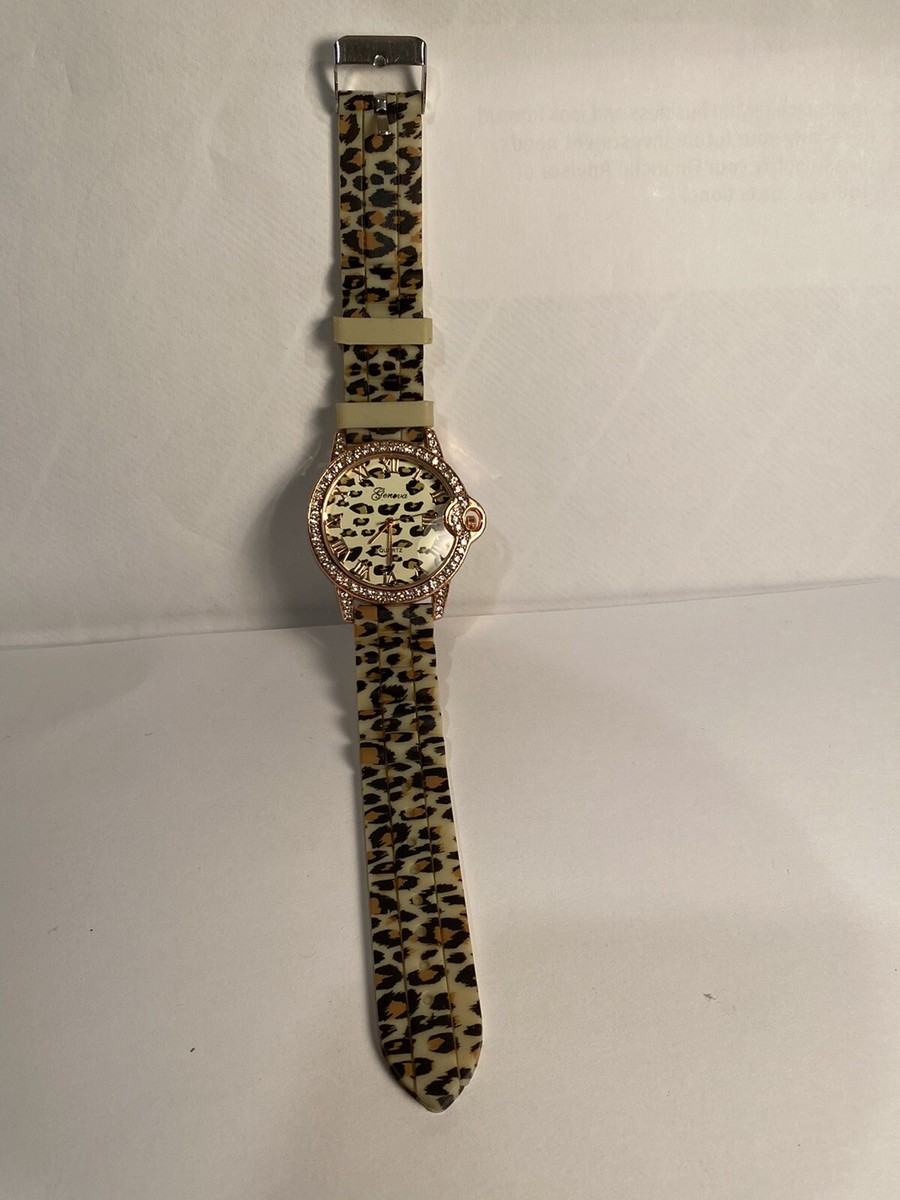 NEW Leopard Print Watch Silicone Band Quartz Roman Numerals  display picture 3