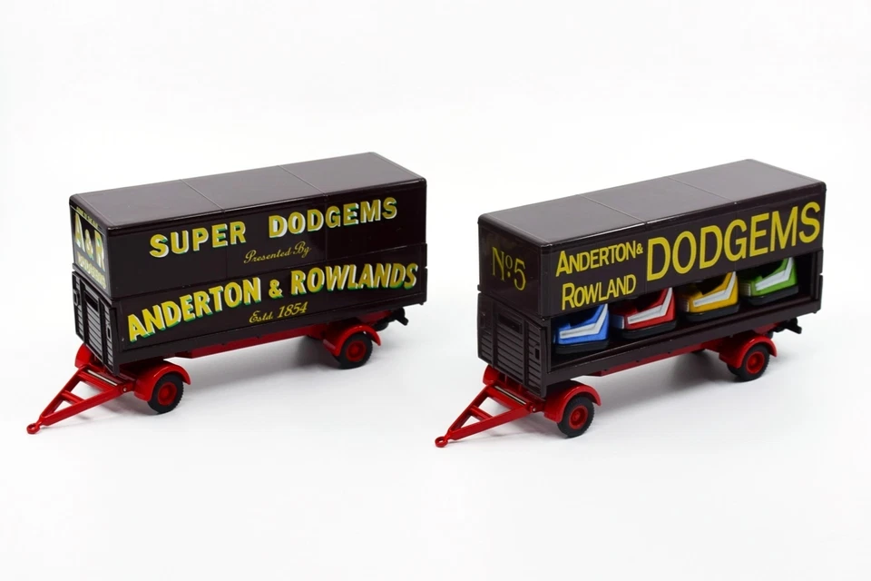 Corgi 15901 1/50 Scale Showman's Range Scammell Super Dodgems Diecast Truck - Image 4 of 4