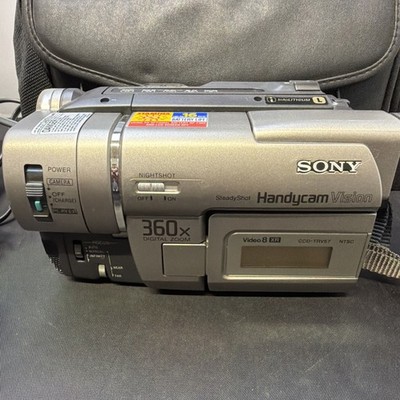 Sony Handycam CCD-TRV57 Vision Video Camcorder Bundle Bag Charger