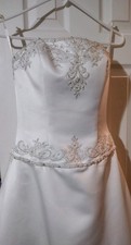 David's Bridal "Michelangelo" Strapless train Beaded Wedding Dress (Size 6)