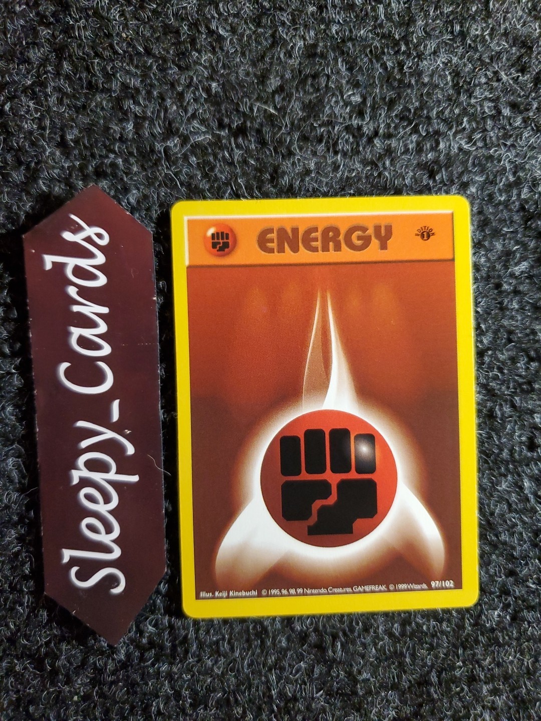 Fighting Energy 97/102 1st Edition Base Set Shadowless 1999 Pokémon NM