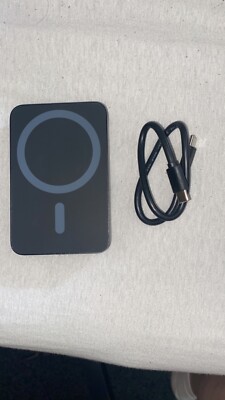 magISY Powerbank kabellos Handy laden (USB C Kabel mit dabei)