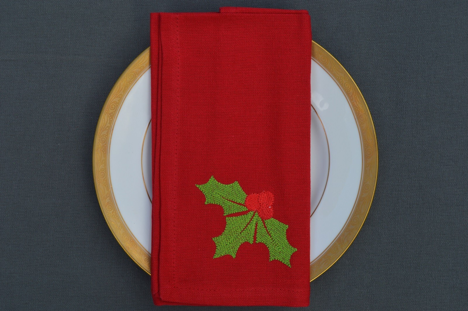 CHRISTMAS NAPKINS, 100% Cotton red with embroidered holly motif, Pack of 4