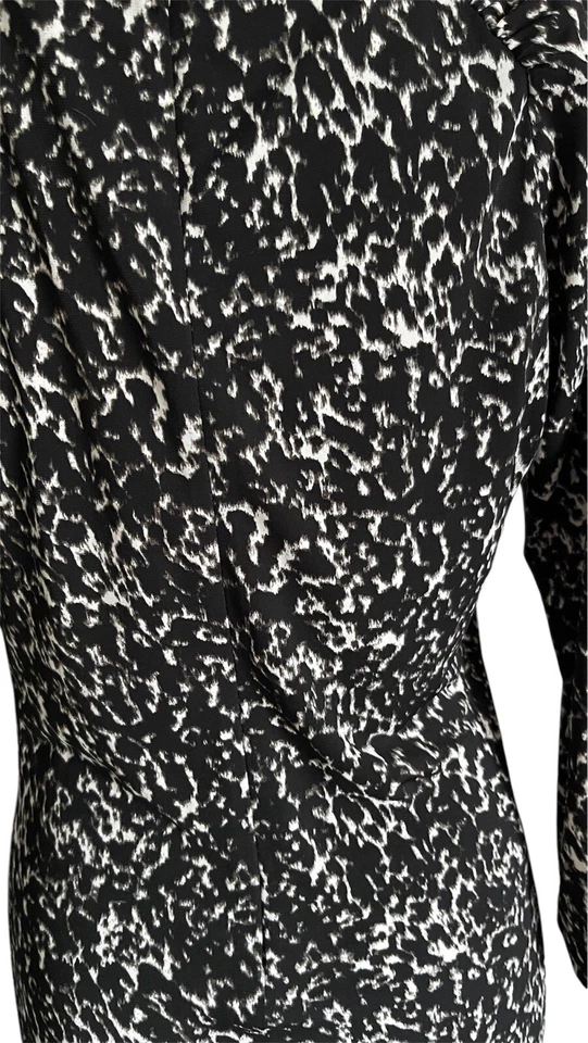 Michael Kors紧身黑白前荷叶边女式连衣裙,中号长袖 — 第 3/4 张图片