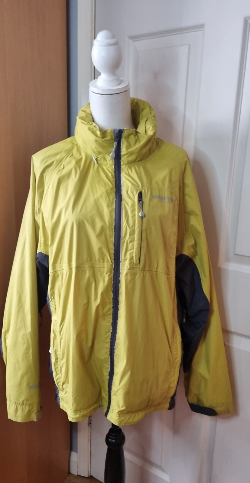 Regatta Waterproof Lightweight Raincoat Unisex Jacket-image