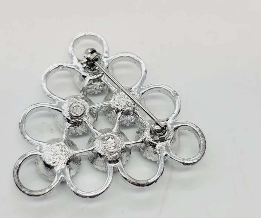 Sarah Coventry Brooch Triangular Silver Tone Blac… - image 7