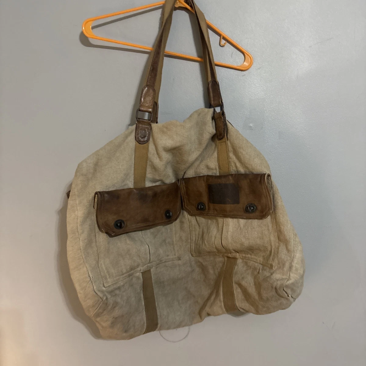 バッグ 2000s banana republic sling bag khaki Banana Crossbody Bag – Fanny Pack - Trakke