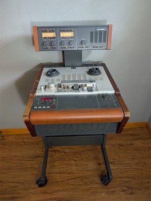 Studer A807 1/4 Reel to Reel  Recorder - Reproducer works and in good condition