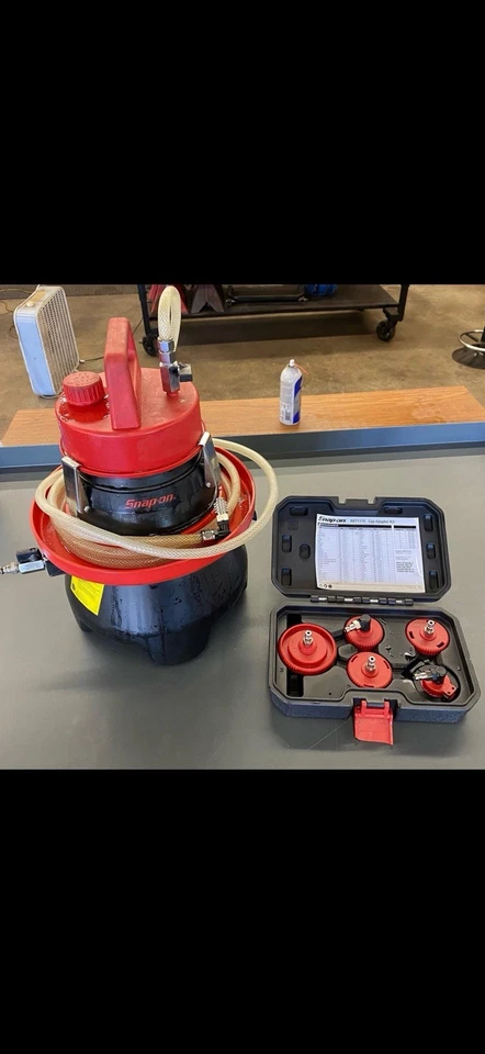 QuickFlow Pressure Brake Bleeder Snap On Kit - Image 2 of 3