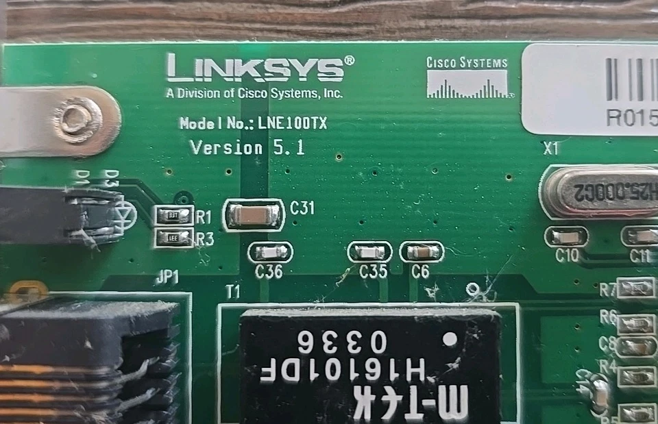 Linksys EtherFast® LNE100TX V5.1 Network Adapter  10/100Mbps - Image 2 of 4