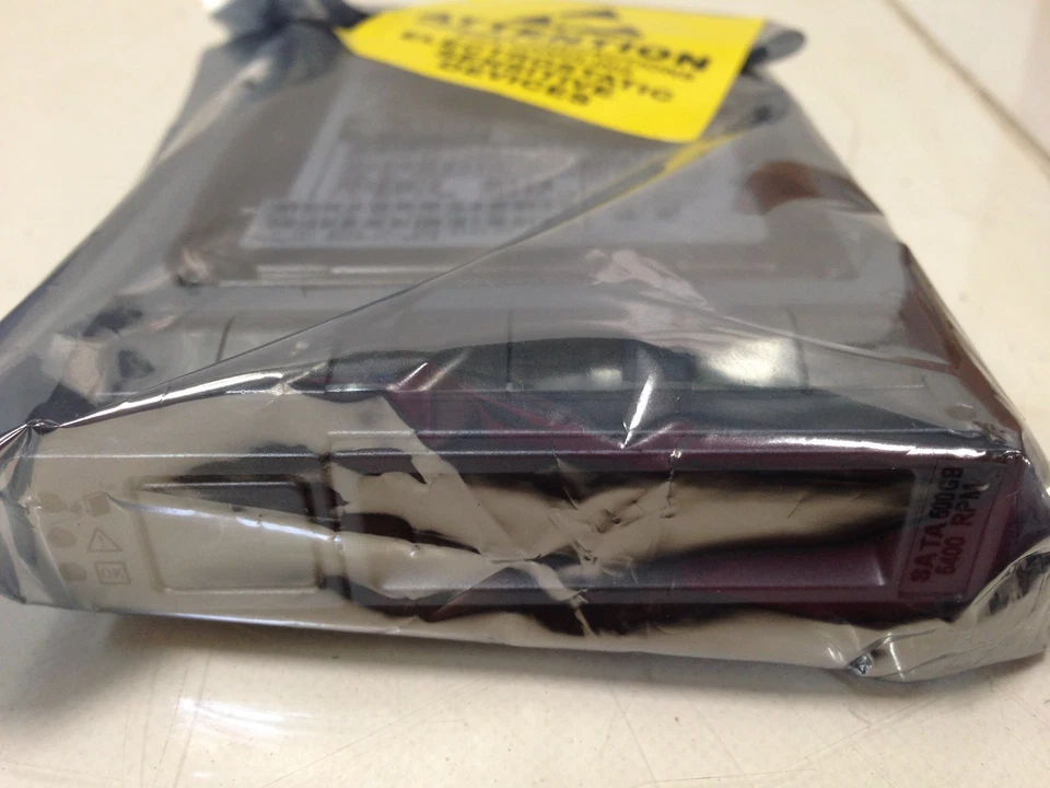 Sun 450-7711-N 500GB 2.5" SATA 5400RPM W/ Server Rack - Image 3 of 3