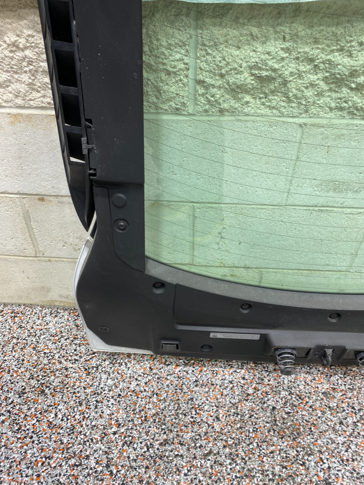 2012 AUDI R8 V10 OEM REAR HATCH ASSEMBLY WITH GLASS USED