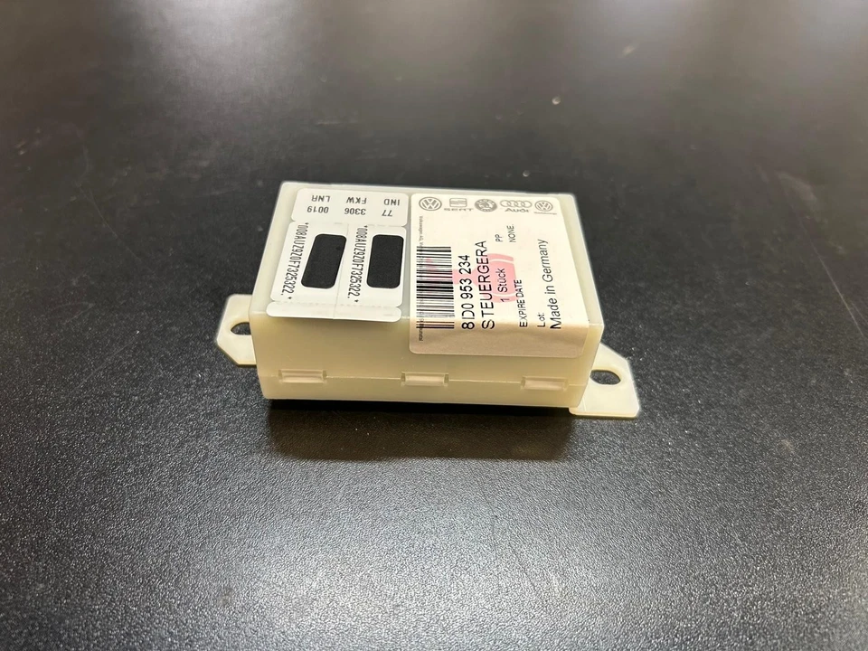 CENTRALINA IMMOBILIZZATORE AUDI A4 A6 A8 S8 80/90 AUDI CABRIO AUDI COUPE S6 - Immagine 3 di 4