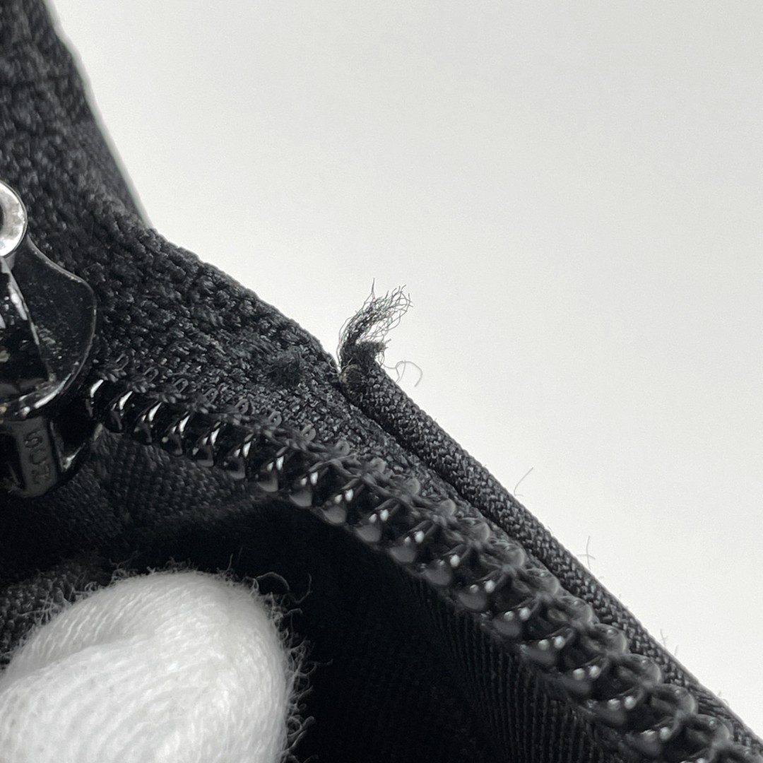 Gucci GG Pattern Shoulder Bag Ladies Used AB Condition 23.5cm thumbnail 4