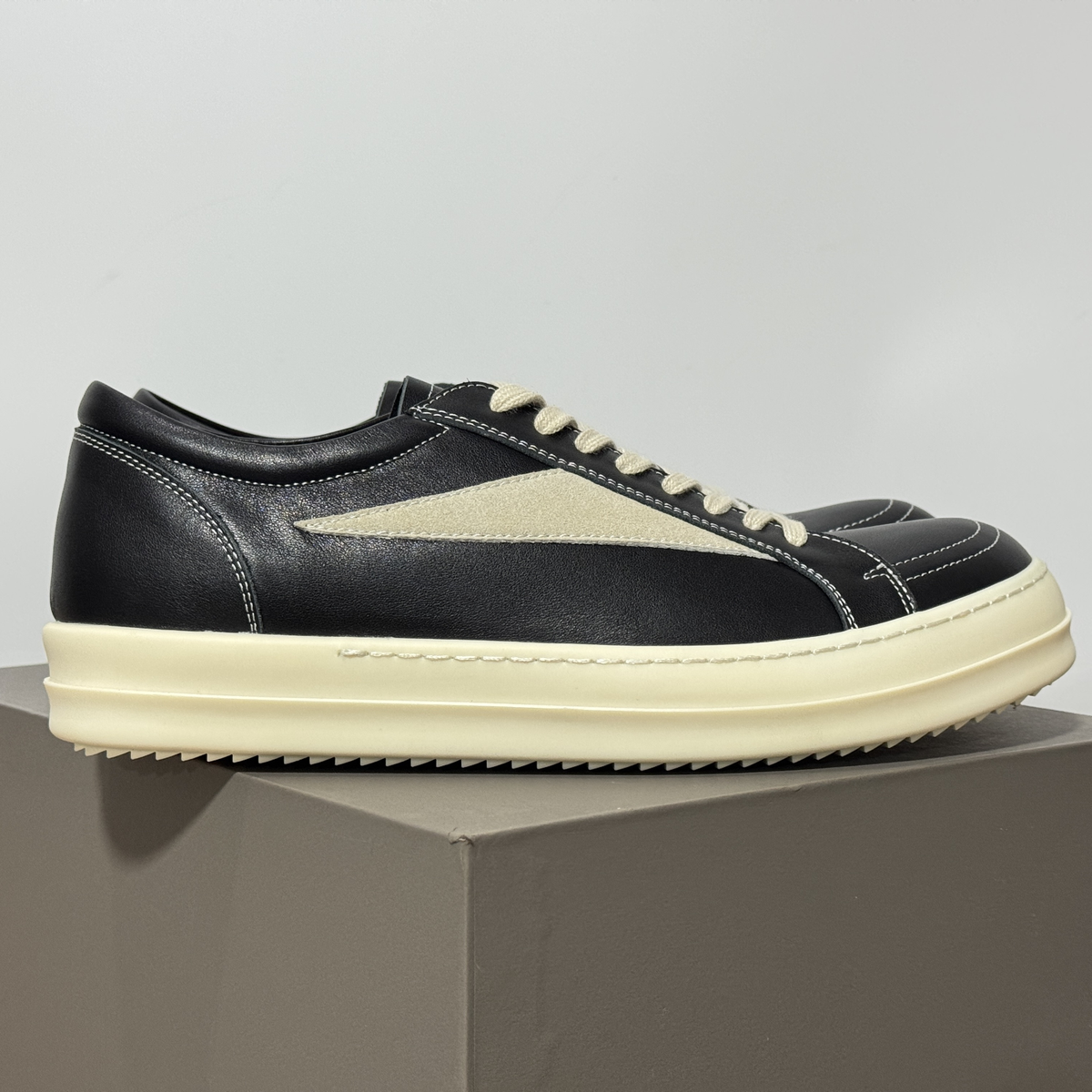 ️Rick Owens Black & White Leather Lace Up Men's Comfort Sneakers