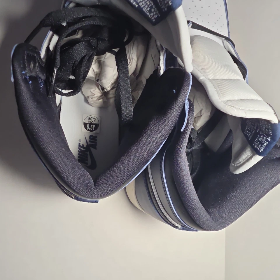 Nike Air Jordan 1 High OG Midnight Azul Marino Blanco DZ5485-401 GS Talla 5 Zapatos NUEVO Foto 3 de 4