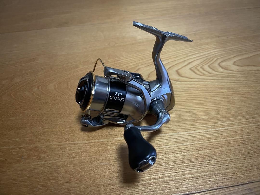 Shimano TP C2000S Left-Hand Silver Spinning Reel