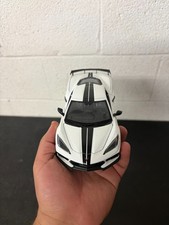 2020 Chevrolet Corvette Stingray Coupe White 124 Scale Model - Maisto 31534wh