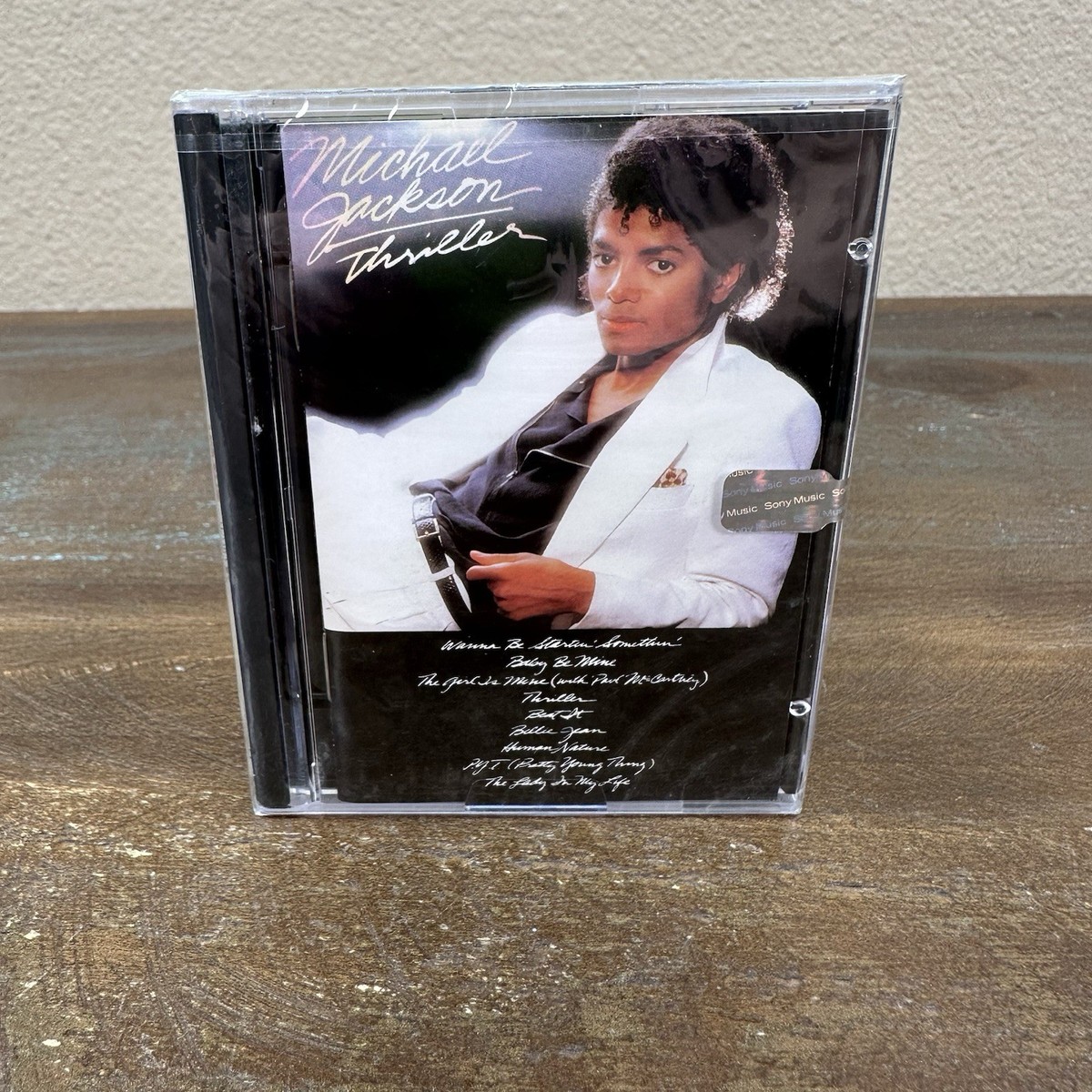 1982 New Vintage Mini Disc Michael Jackson “Thriller” 9 Tracks