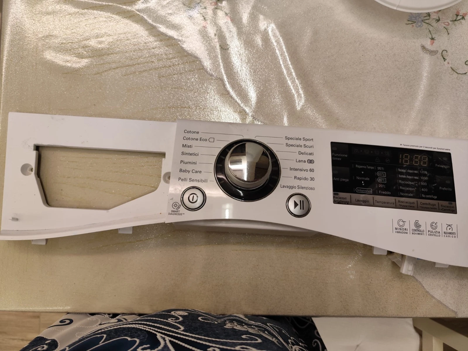 Display Frontale Comandi Lavatrice Lg Direct Drive 8kg viene aperta una nuova finestra o scheda