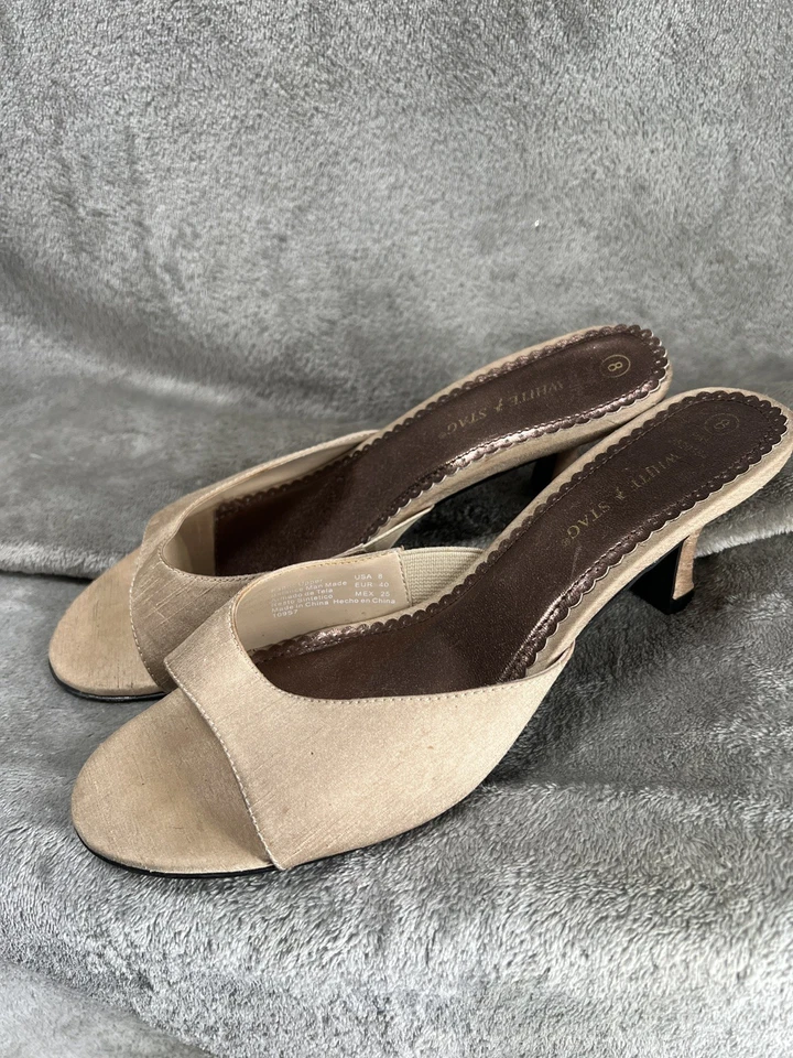 Vtg Y2k White Stag Woman’s 8 Tan Faux Silk Kitten Heels Slide Sandals Sexy - Image 2 of 4
