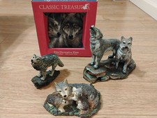 Decorative  Figurines Vintage Wolf Collectible Lot – Wildlife Collection & 