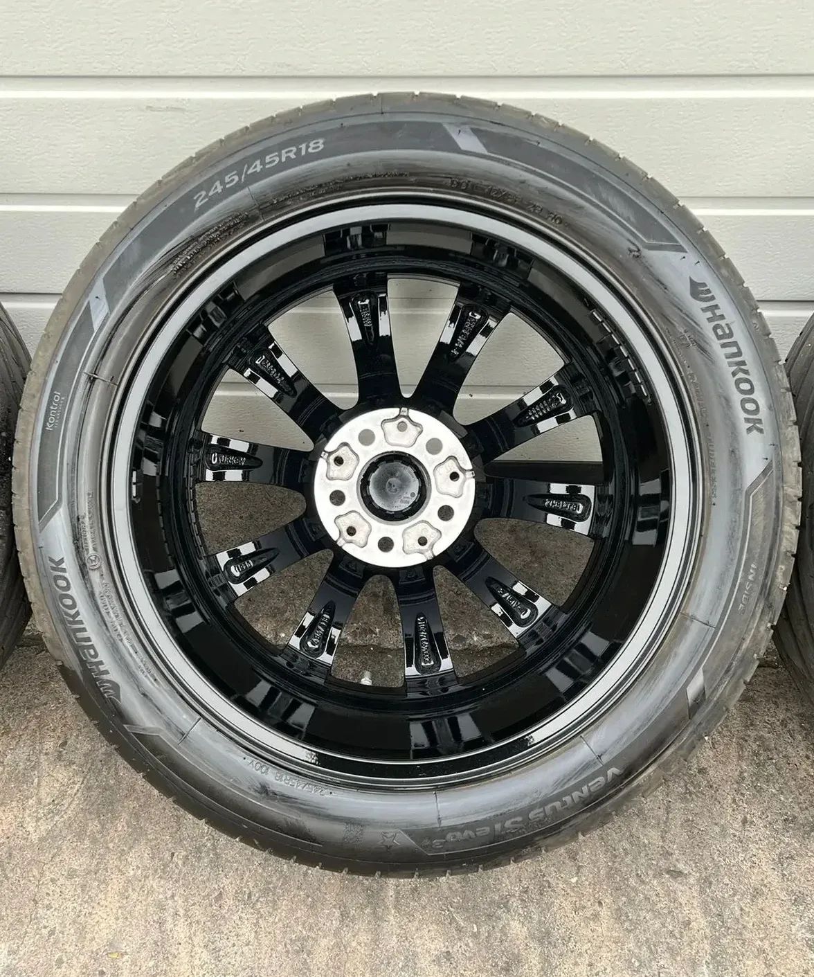 Picture 6 of 9