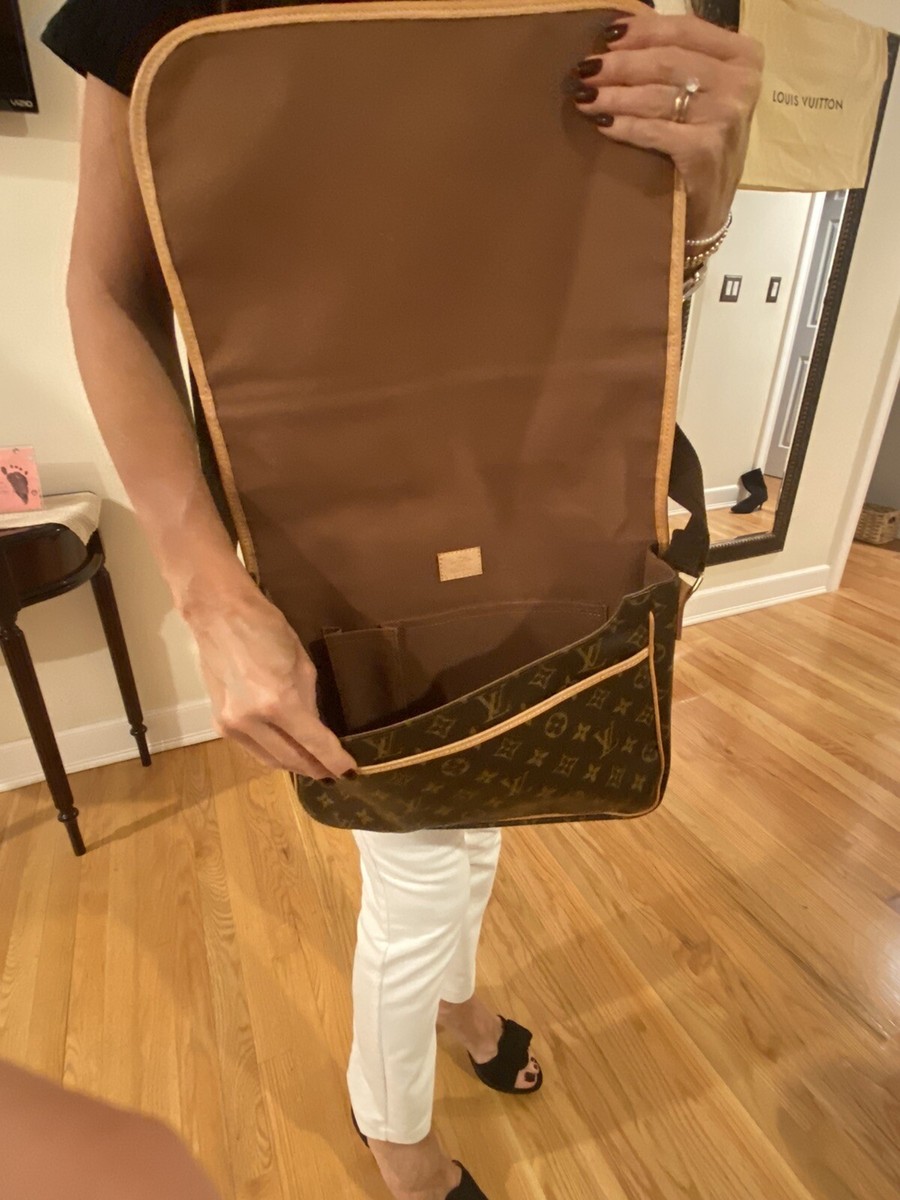 LOUIS VUITTON  Brown Monogram Crossbody Shoulder Bag Made in France