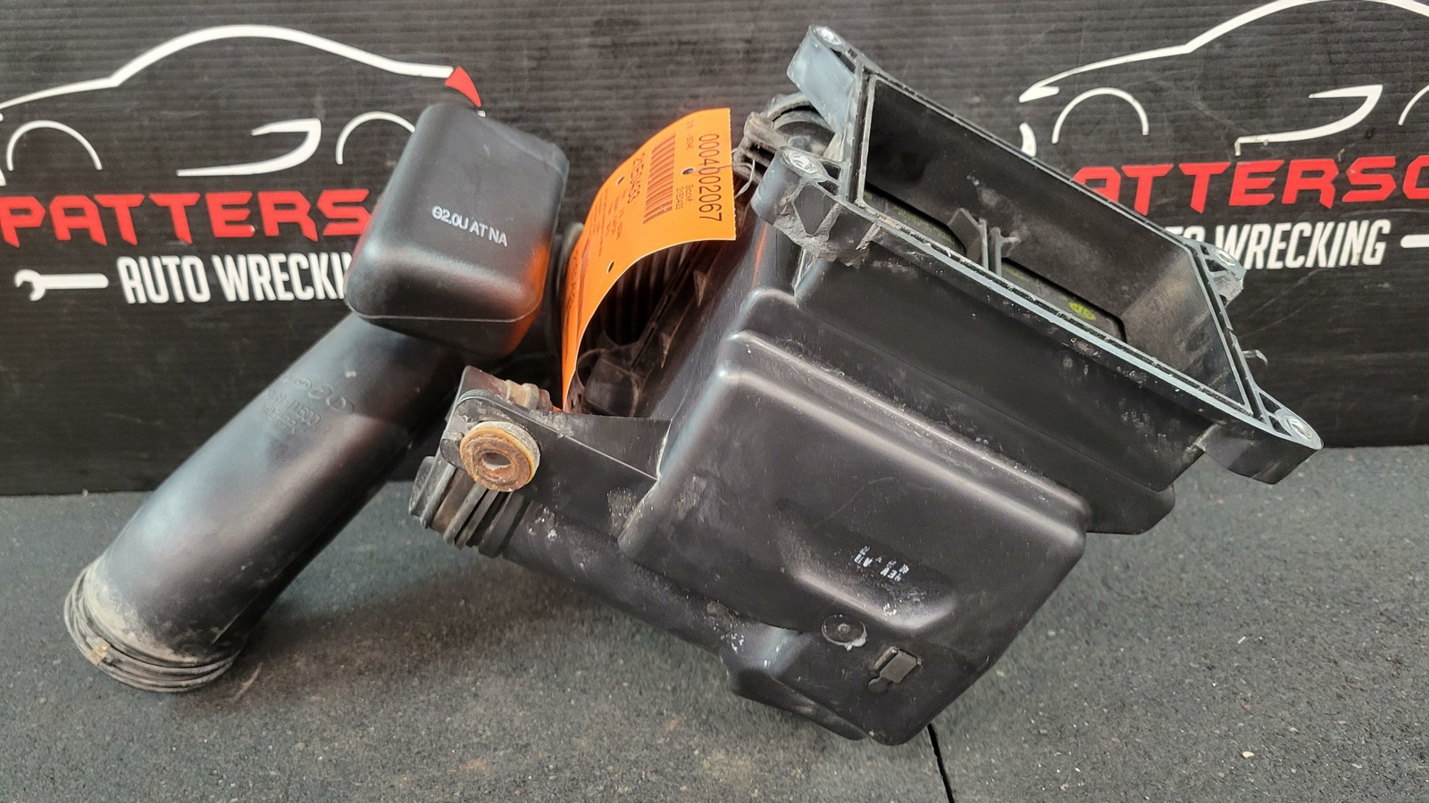 2013 KIA FORTE AIR INTAKE CLEANER FILTER BOX WITH TUBES & METER FEDERAL