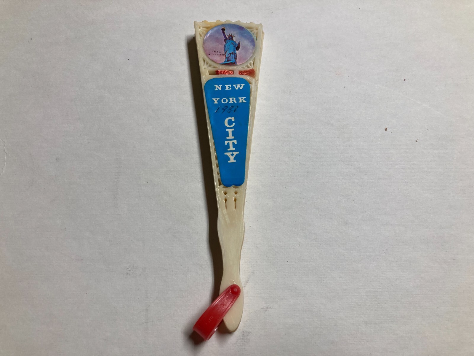 Vintage Foldable Plastic Hand Fan Ivory 1970s New Yor… Gem