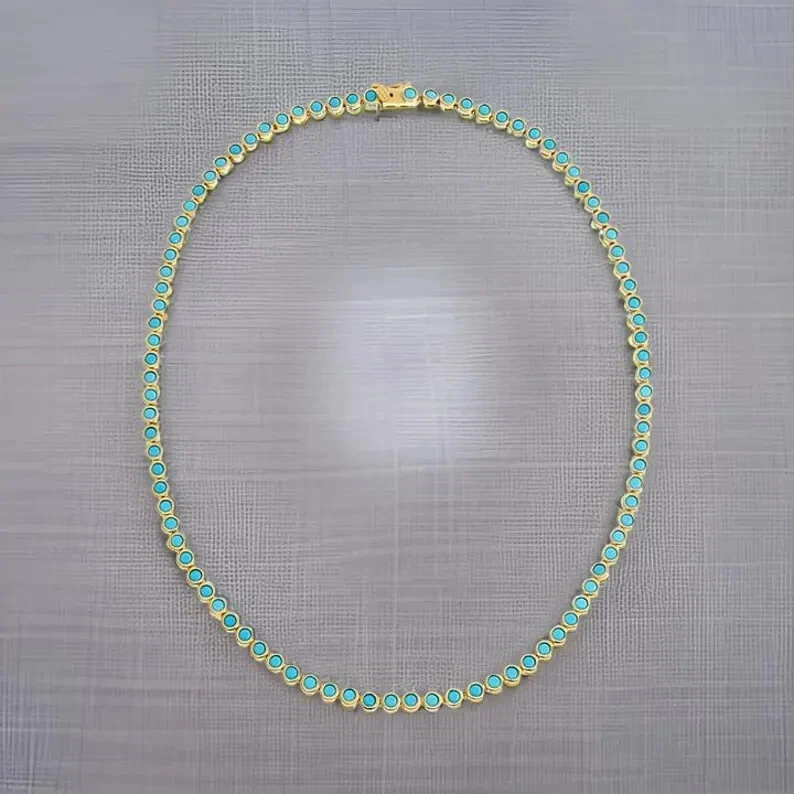 Conjunto de collar de tenis con bisel turquesa redondo creado en laboratorio de 3 mm enchapado en oro amarillo de 14 K Foto 4 de 4