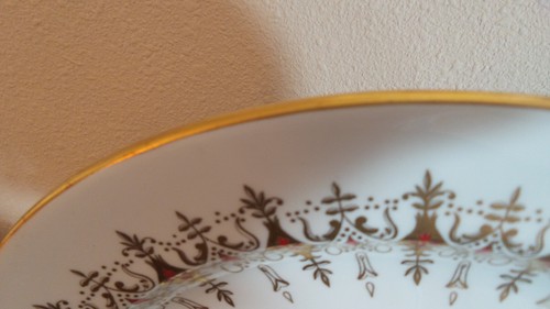Royal Crown Derby Bone China Cherbourg Oval 13" Serving Platter Red/Gold - Picture 3 of 4