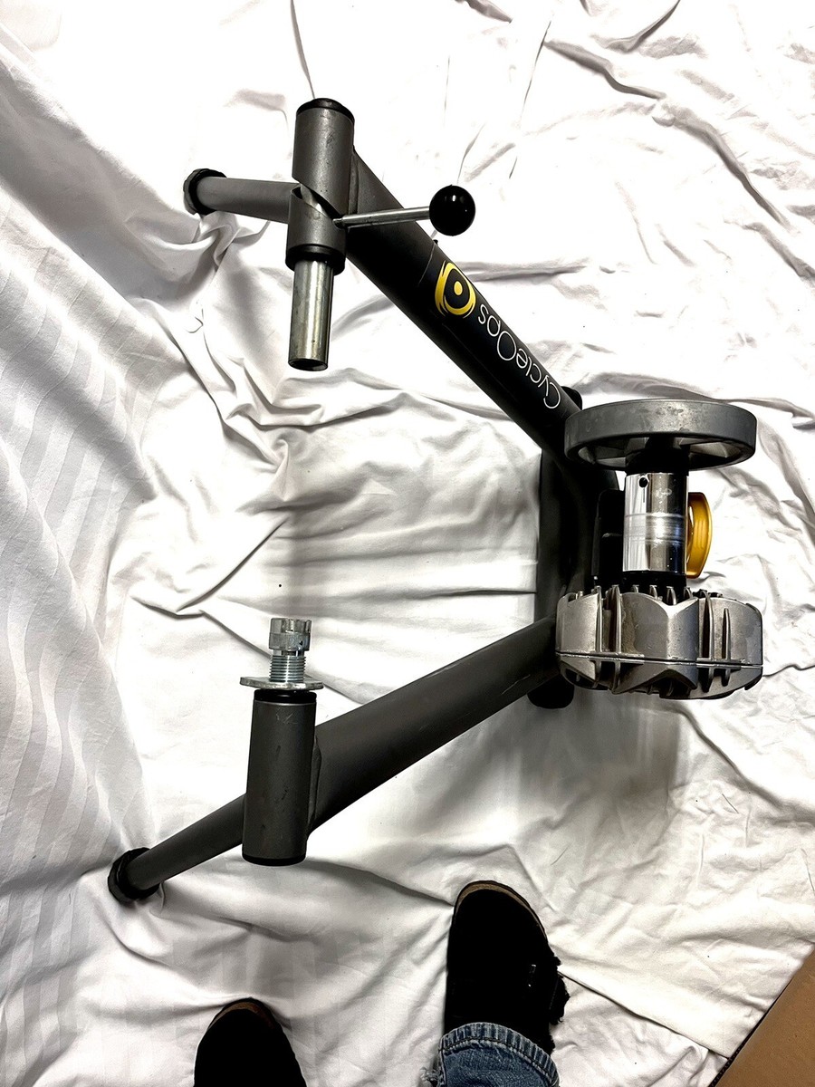 Cycleops Fluid 2 Indoor Bike Trainer - Fluid2 With New Heavier