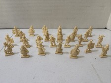 Lot of 25 Van Brode Cereal Cracker Jack Plastic Figure People Around World Toys