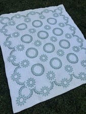 VTG White Teal Green Quilt Cross Stitched Floral Wreath Motif 70x80 READ