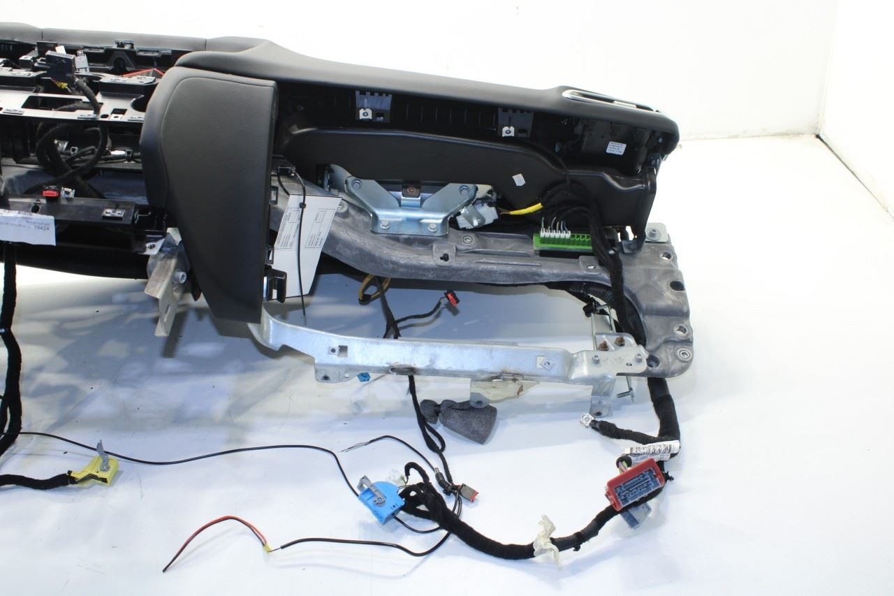 2017-2020 Maserati Ghibli Dash Instrument Panel 670066385 OEM