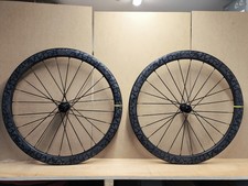 Mavic Cosmic SL 40 LTD Carbon Centerlock Disc Tubeless Rennrad Vorderrad