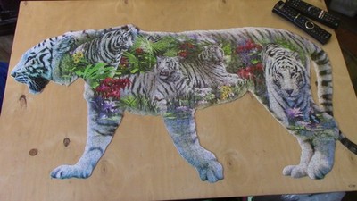 Seltene weiße Schönheit Tiger geformt 1000 Teile Puzzle David Penfound SunsOut 40 Zoll