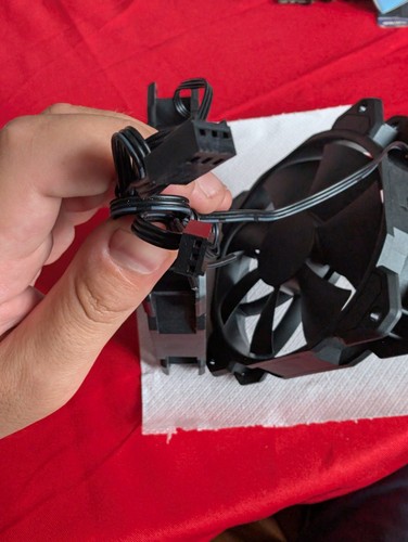 2x Corsair 120mm case cooling fan 31-006434 M/N:RWF0049 12v 0.3A, read details - Picture 4 of 4