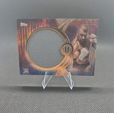 2025 Topps WWE Universe Triple H Mat Relic WAU-TRH 52/172 Legend SP