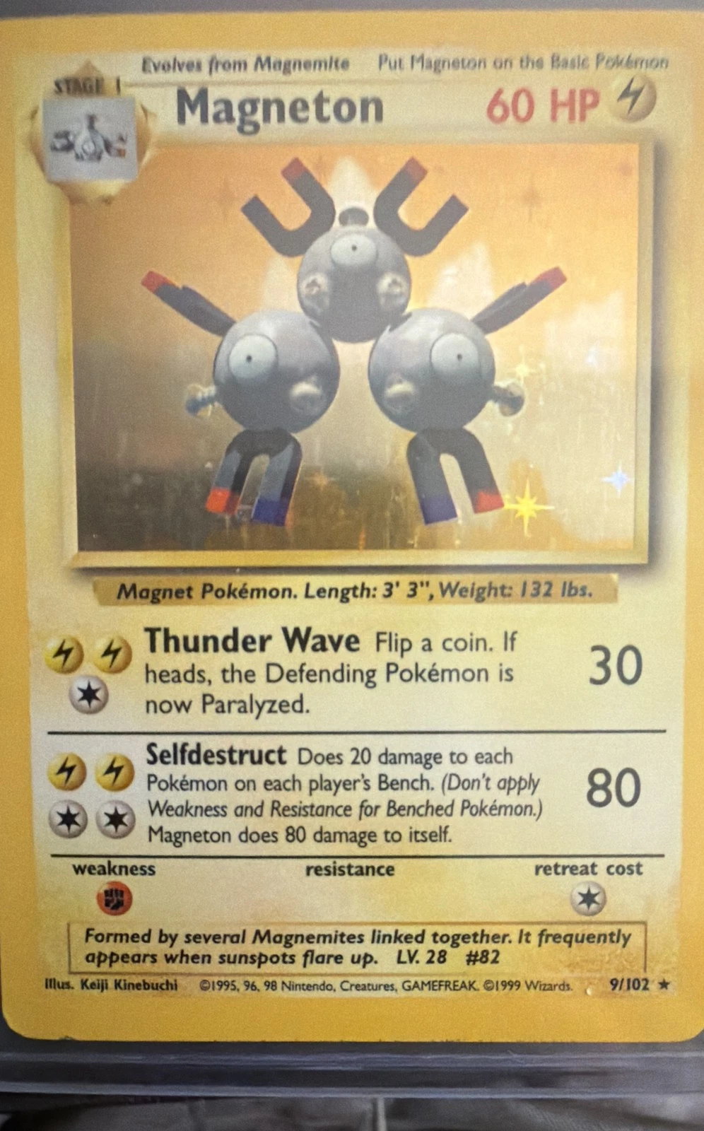 Magneton 009/102 Base Set Holo