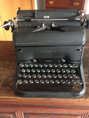 アンティーク タイプライターLC Smith Super Speed ・USA Antique LC