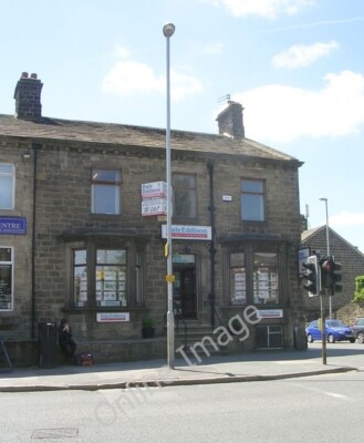 Photo 6x4 Dale Eddison - Otley Road Guiseley  c2010